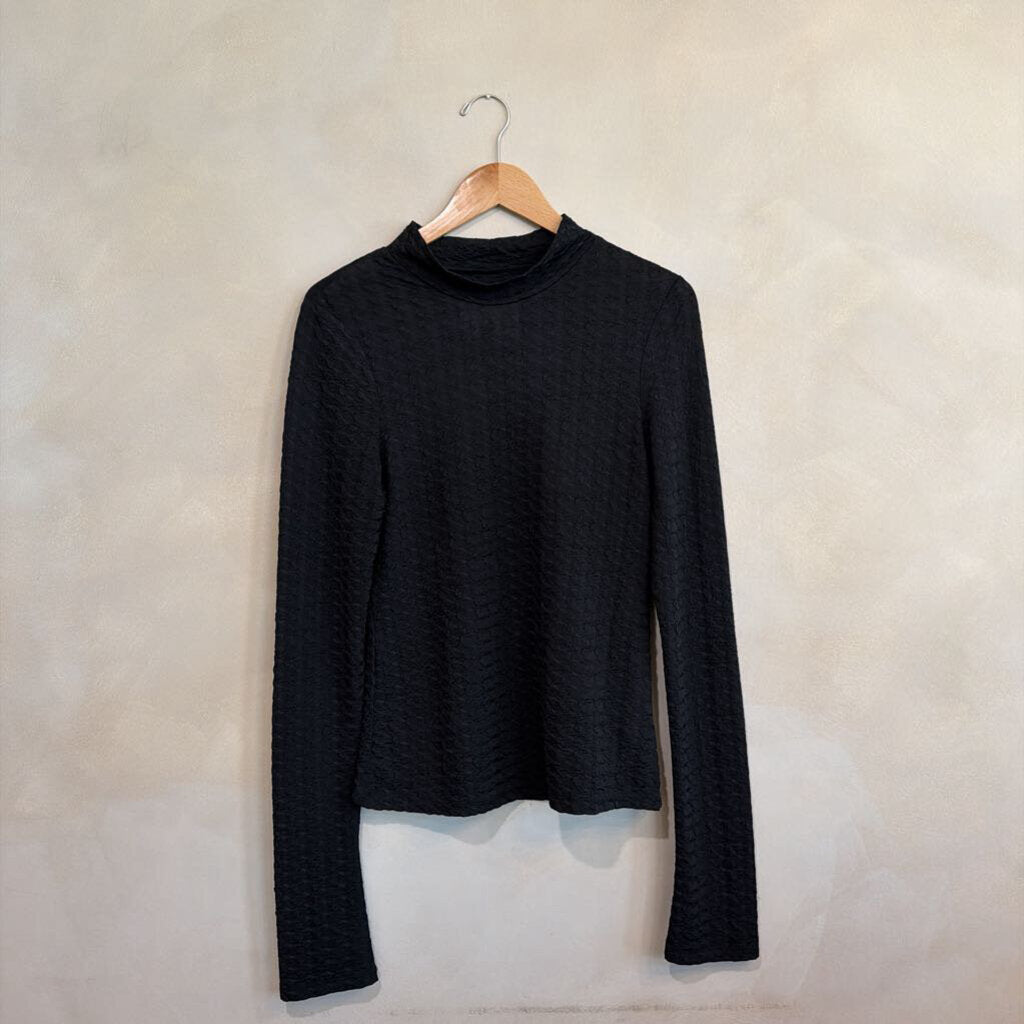 The Noli Shop, Uncategorized, L