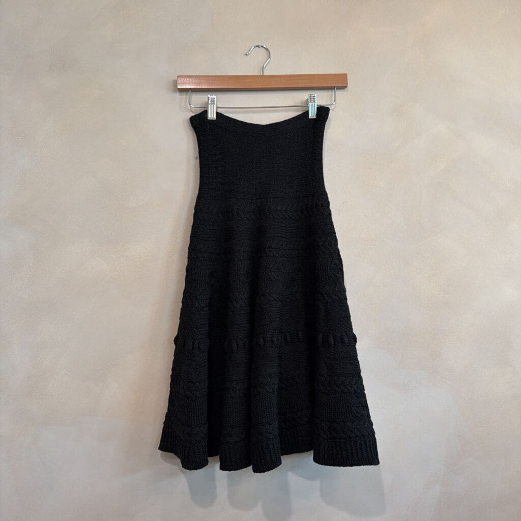 D. Exterior, Skirt, XS