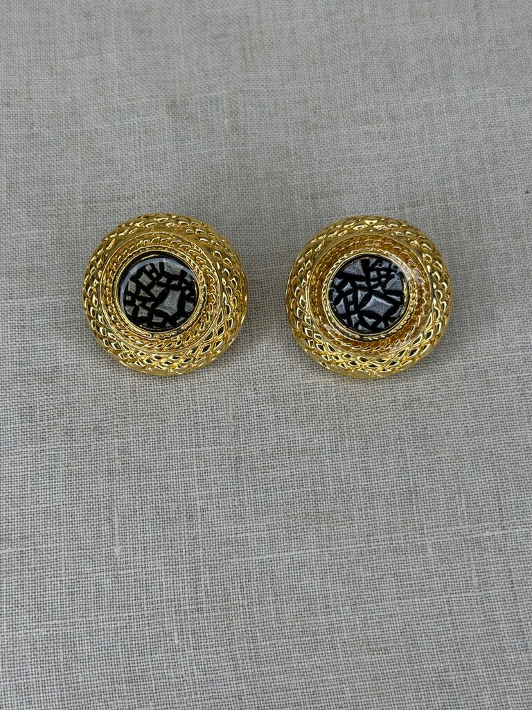 Clip On Round Gold W Silver/Black Center