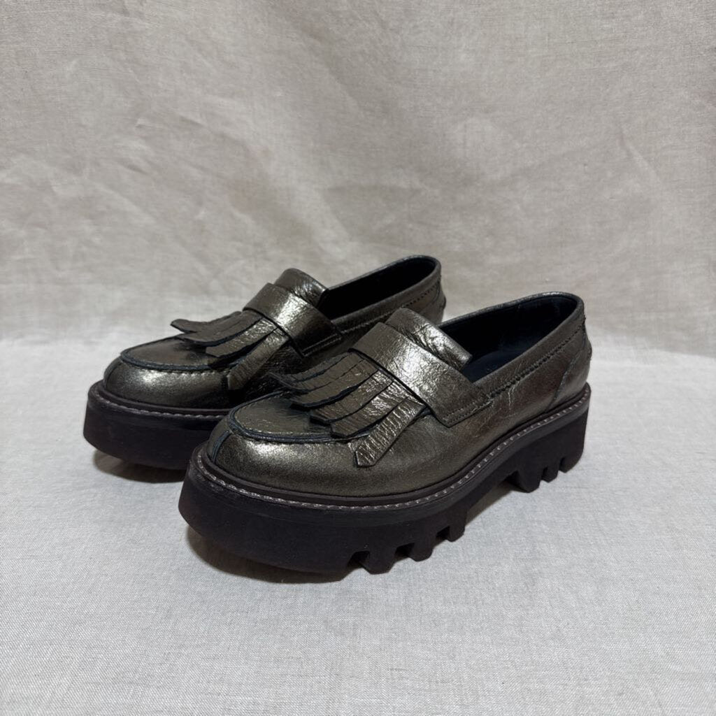 BRUNELLO CUCINELLI, Loafer Lug Sole, 37