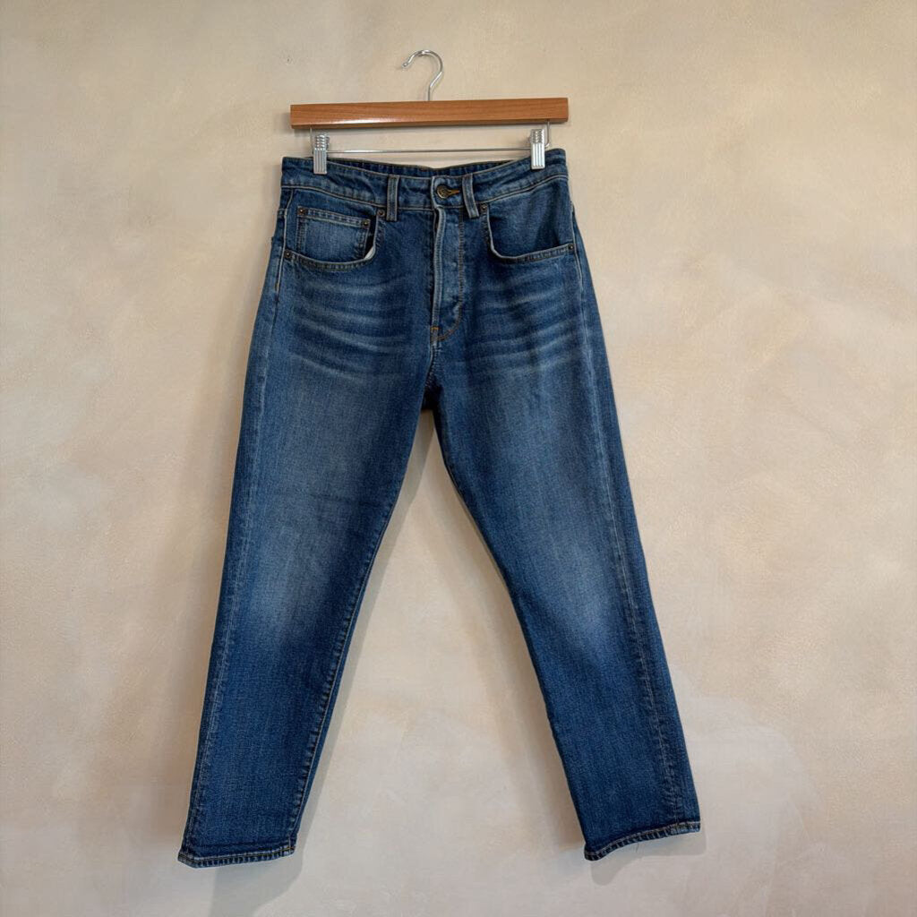 6397, Shorty Crop Med Wash Jeans, 27