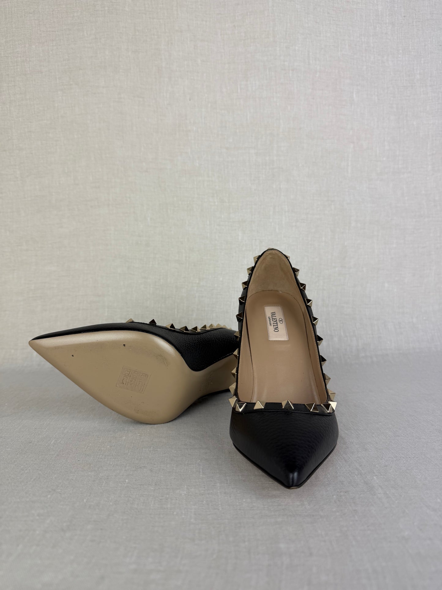 Valentino Rock Stud Pumps Black Size 38