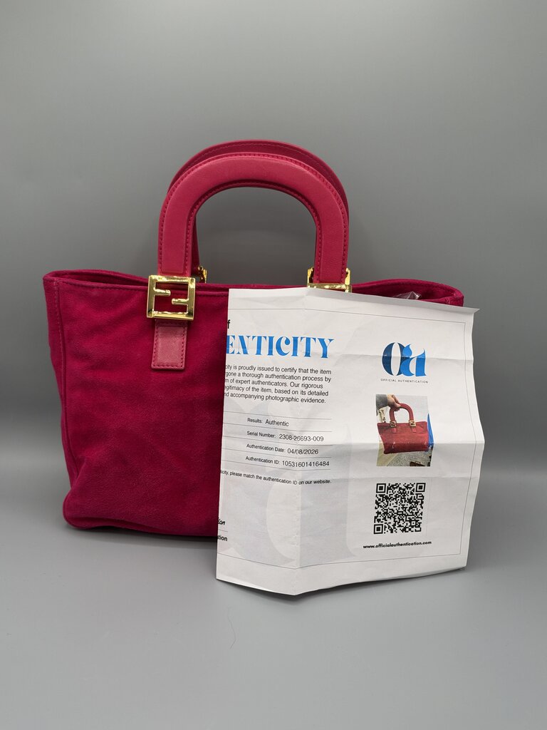 Original handbag listing photo