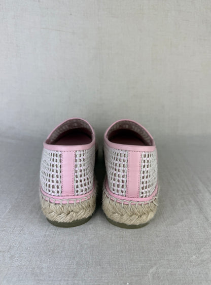 Chanel Woven Fabric and Pink Leather CC Cap Espadrilles sz 40