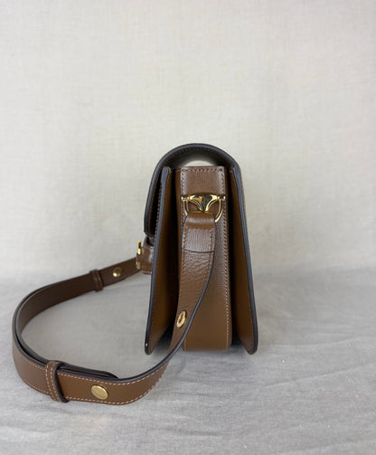 Gucci Medium Horsebit Shoulder Bag MSRP $3290- Brown