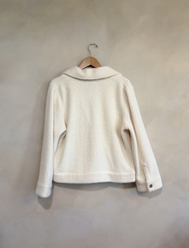 Central Park West, Jacket, M