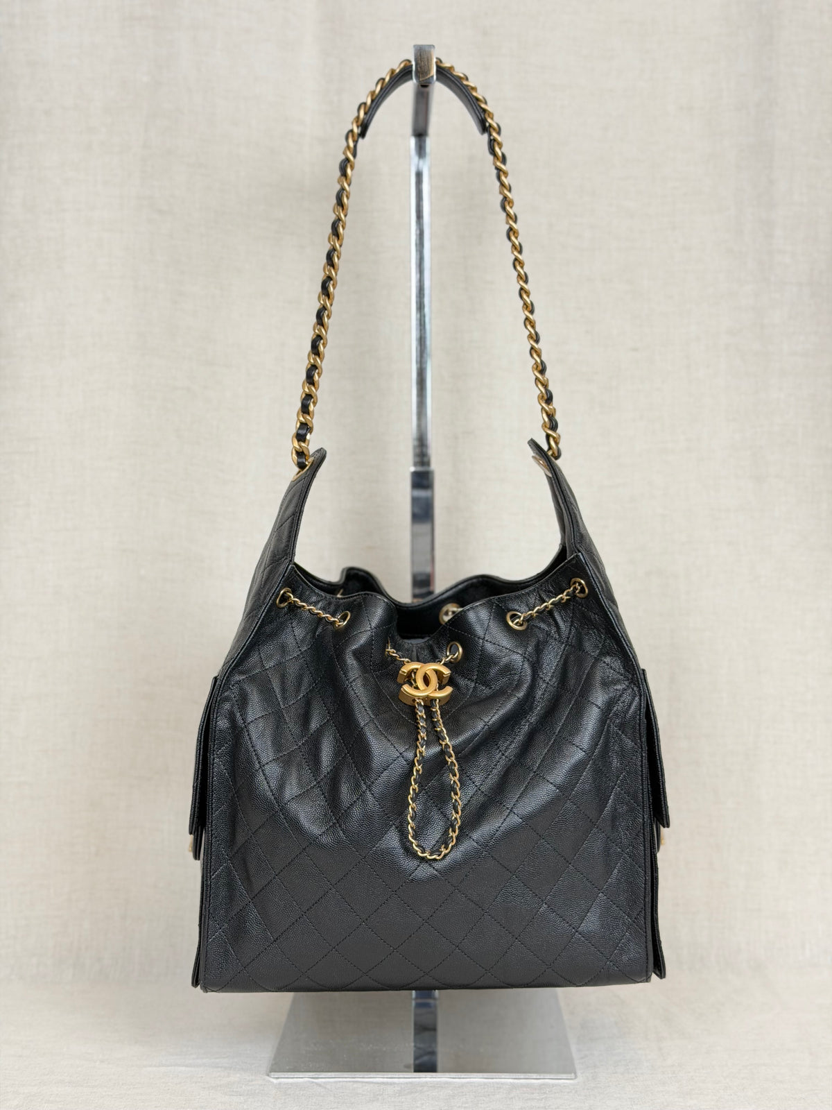 2025 Chanel 25 Medium Caviar Leather & Gold Tone Metal-Black