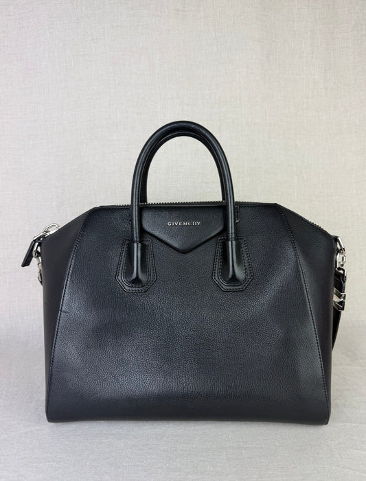 Givenchy Antigona Sugar Satchel- Black