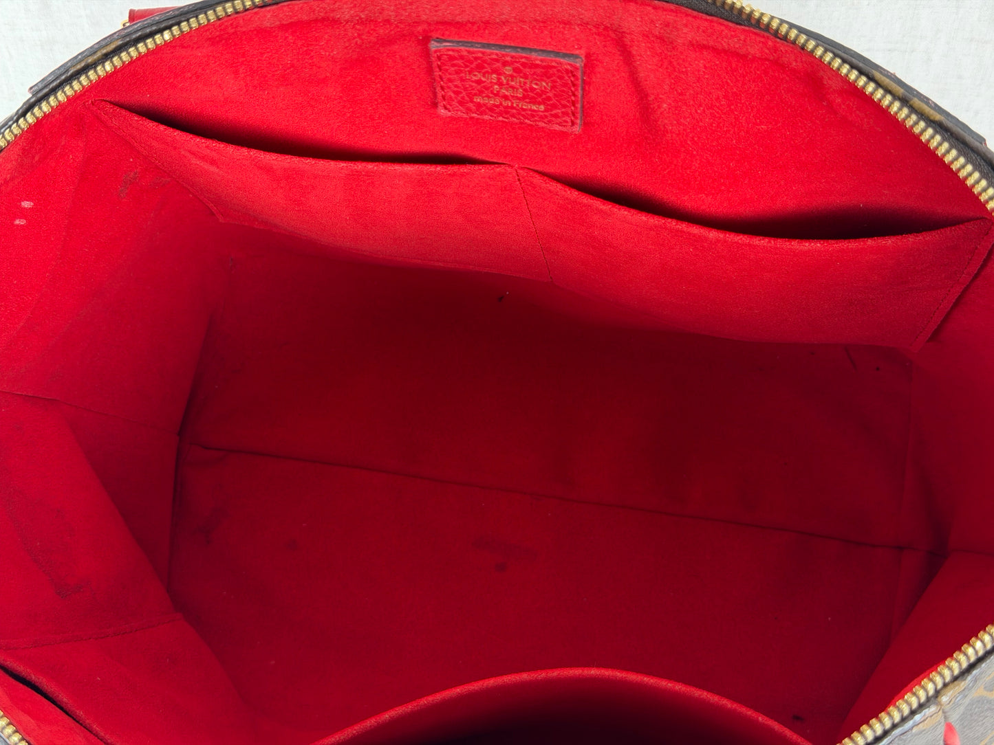 Louis Vuitton Estrela Red Trim- Brown Monogram