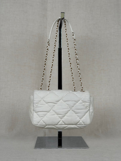 Chanel 2020 Quilted Lambskin Medium Bubble Flap