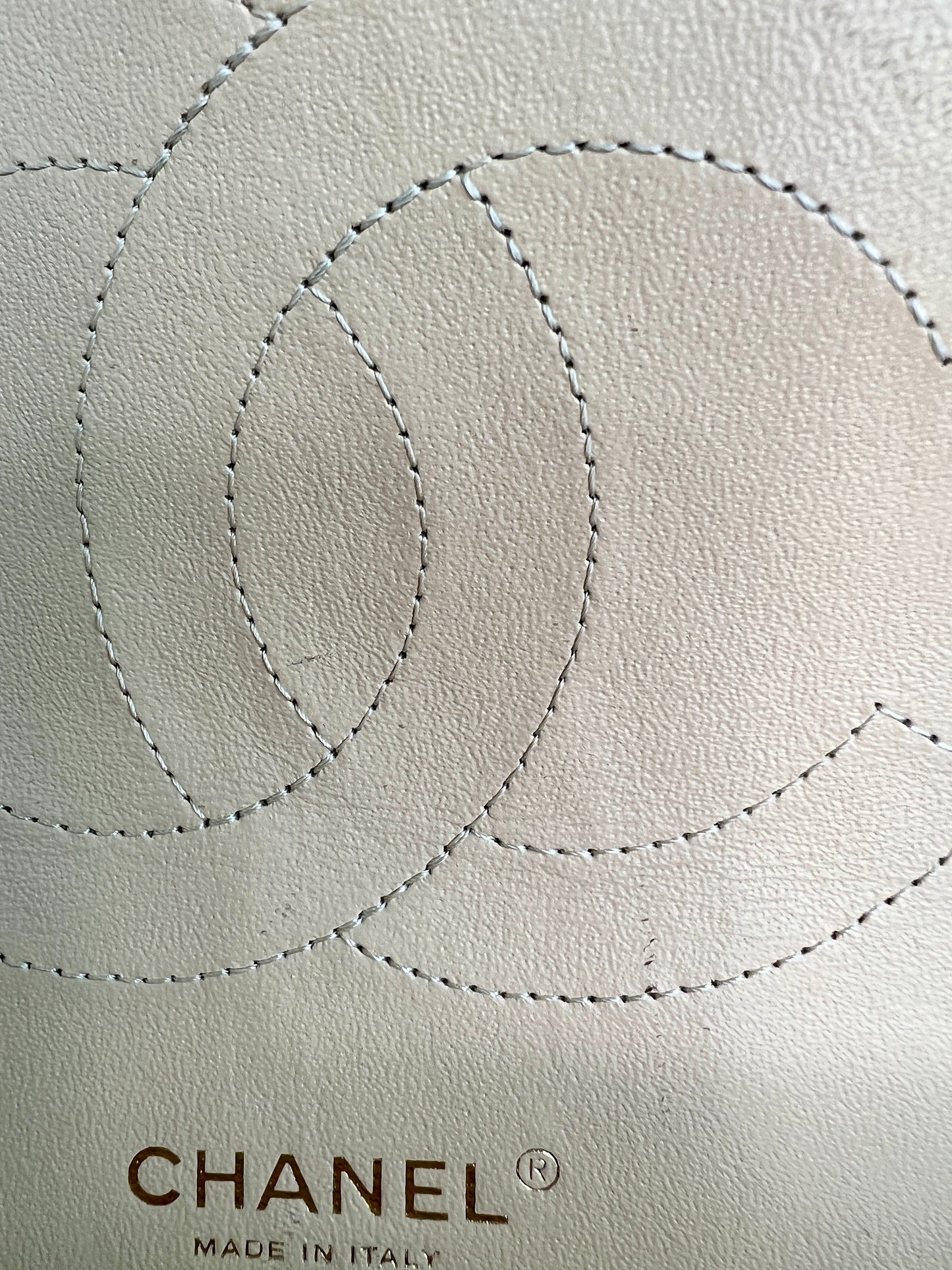 Chanel Classic Beige Jumbo in Caviar Leather with Gold Hardware