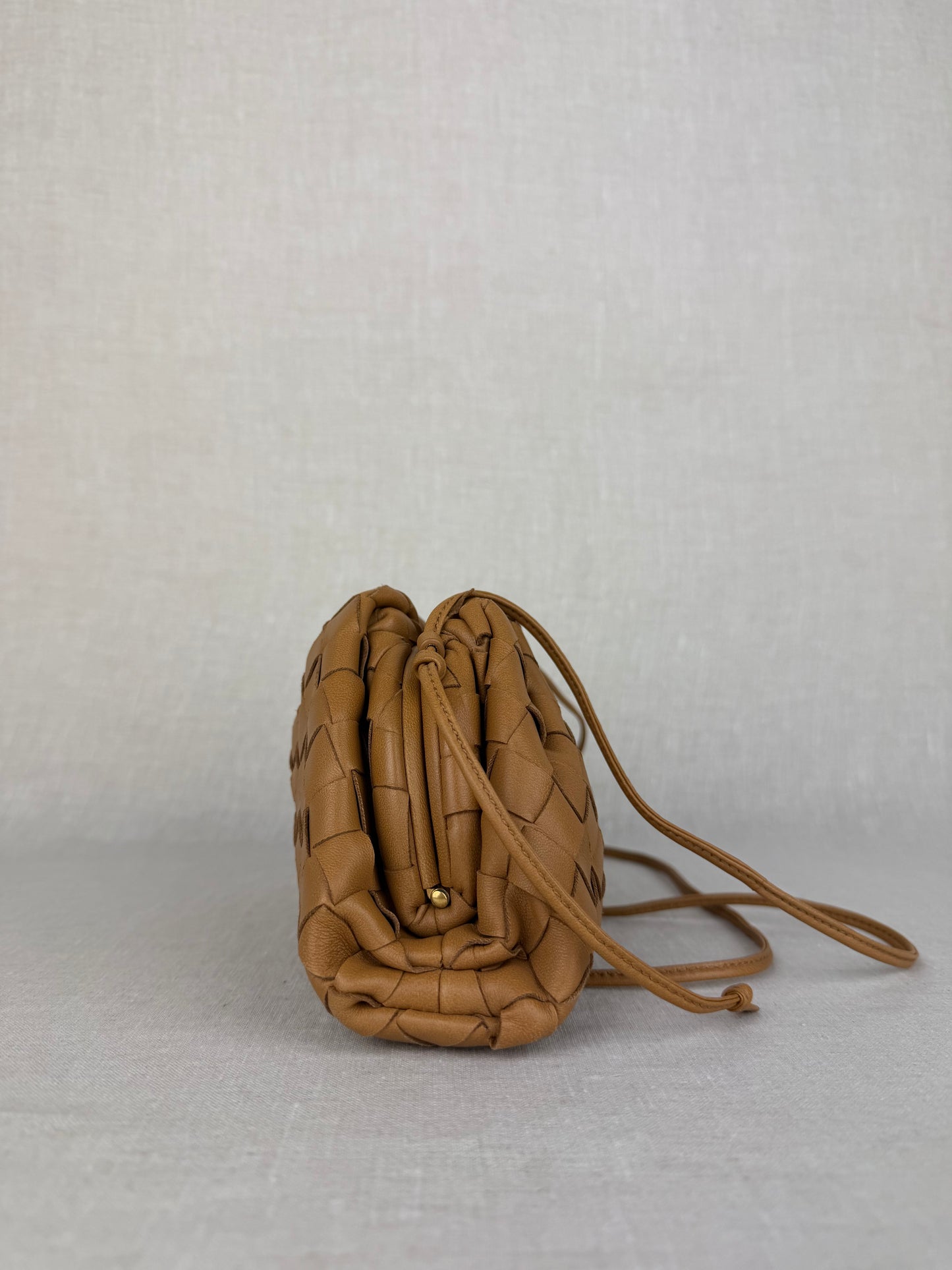 Bottega Veneta Intrecciato Pouch in Caramel