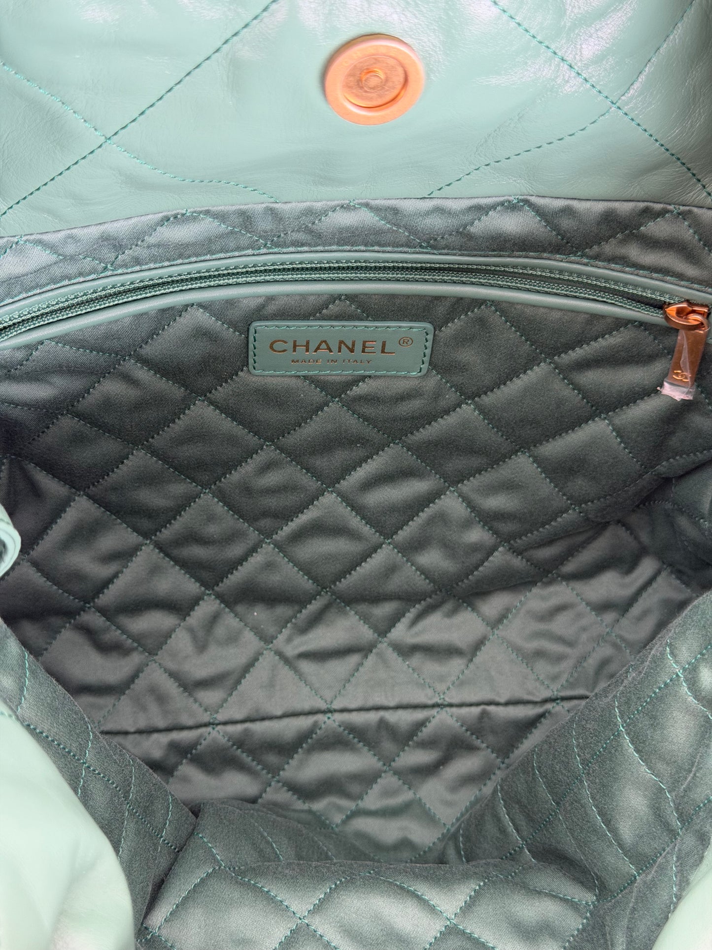 Chanel 22 Medium Lambskin- Green w Gold Hardware