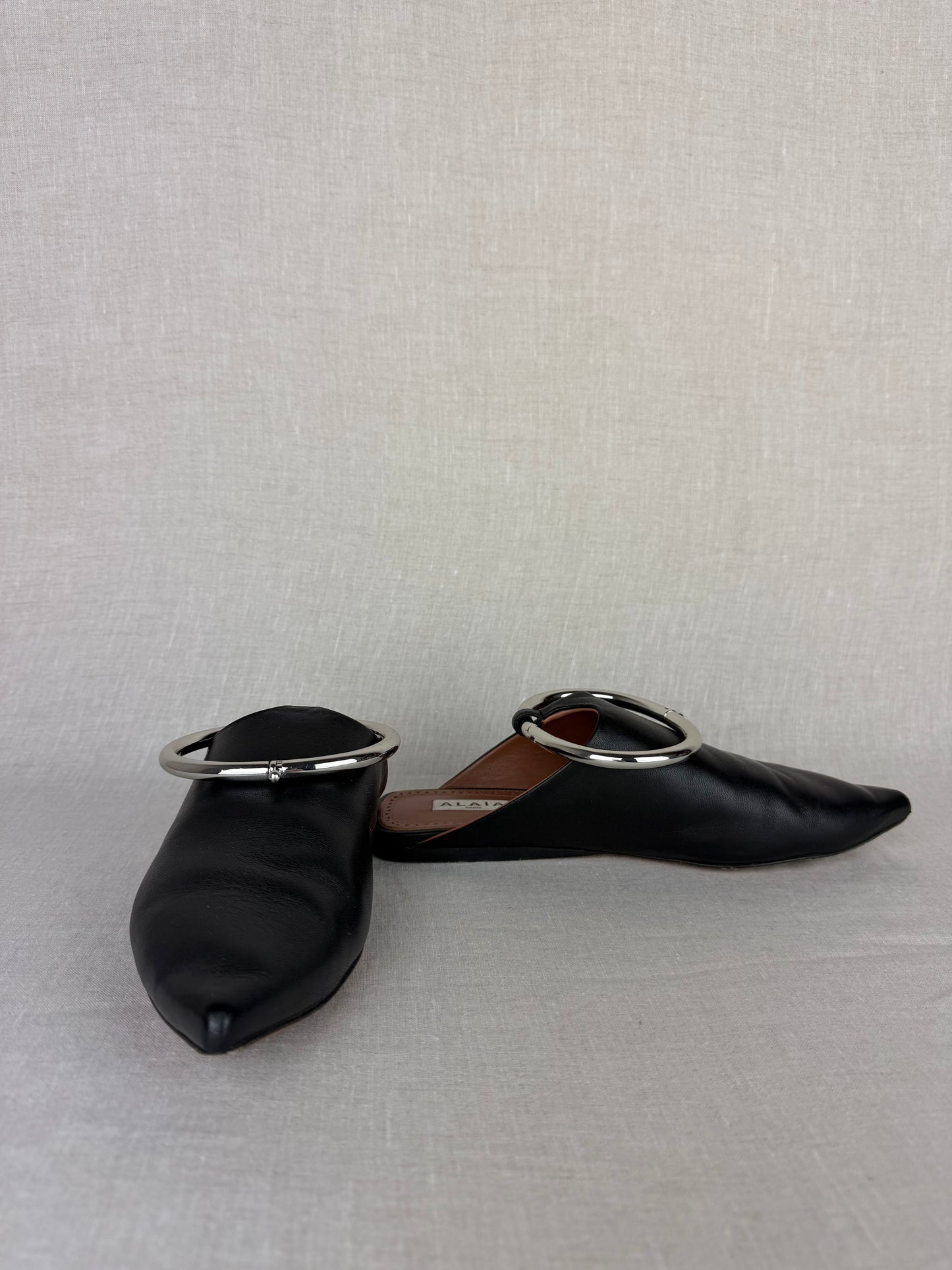 Alaïa La Babouche Ring Flat Size 37.5