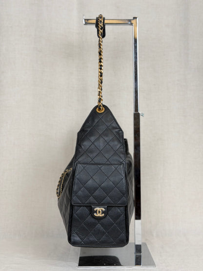 2025 Chanel 25 Medium Caviar Leather & Gold Tone Metal-Black