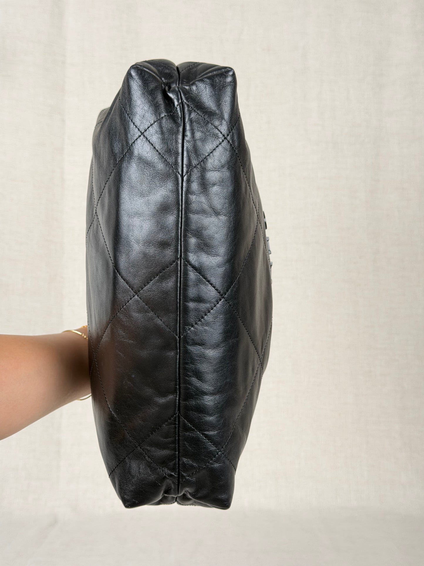 Chanel 22 Medium Lambskin- Black w Black Hardware