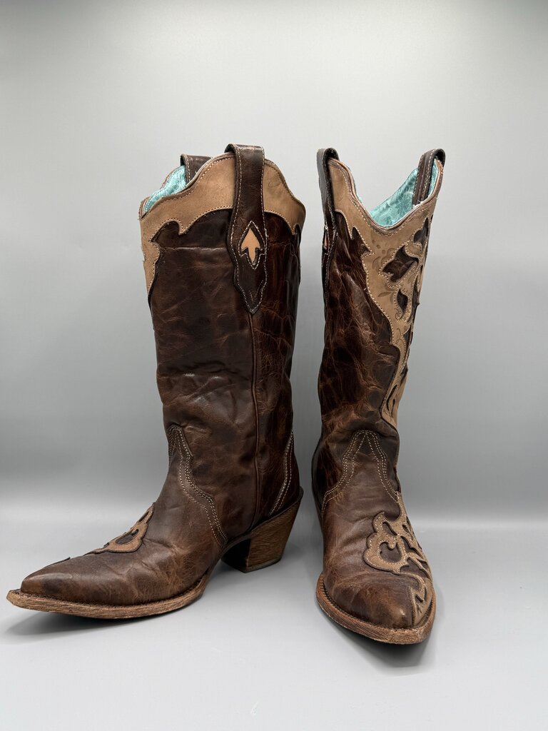 CORAL, Two Toned Cowboy Boot, 6