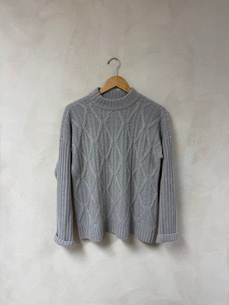 Saks Fifth Avenue, Cashmere Sweater, M