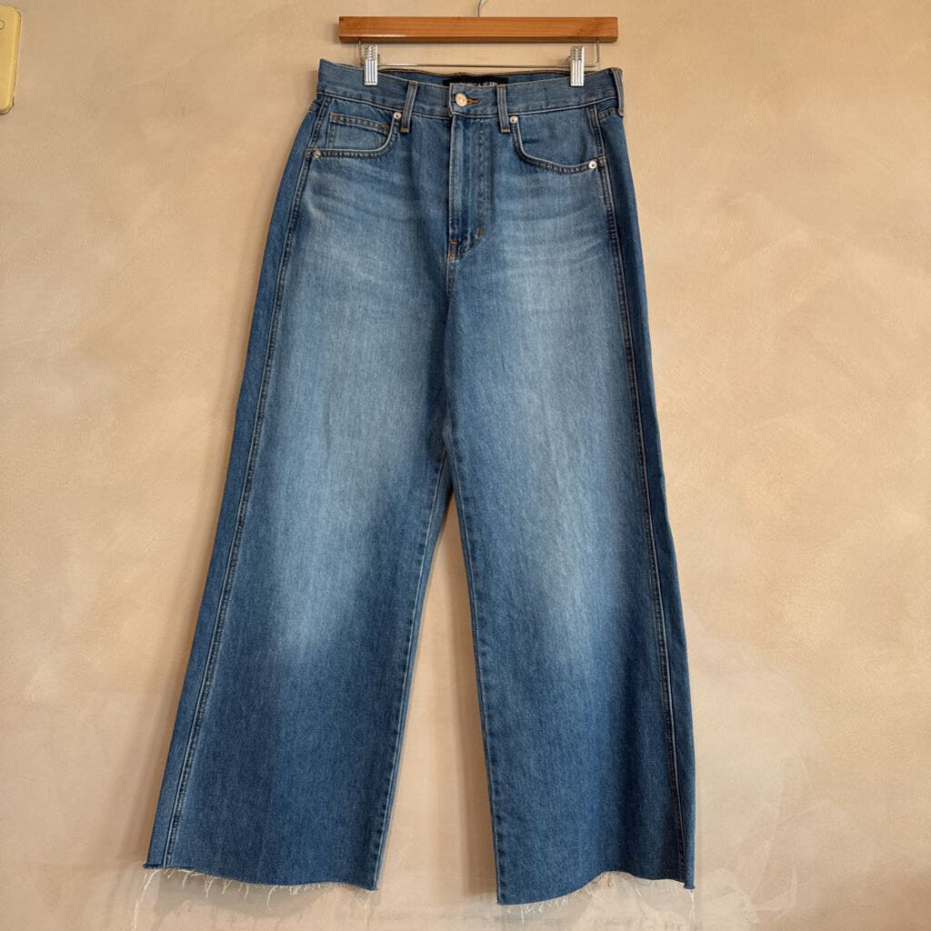 Wide Leg Med. Wash Denim sz 29