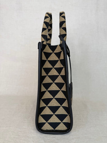 Jacquard Tote