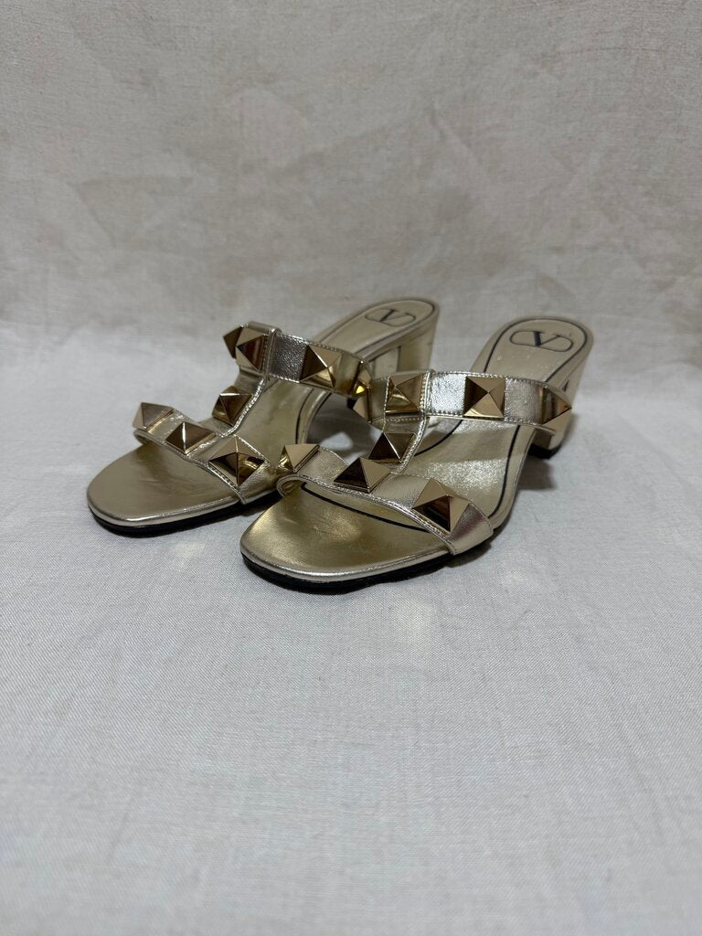 Garavani Block Heel Ssandal sz 38
