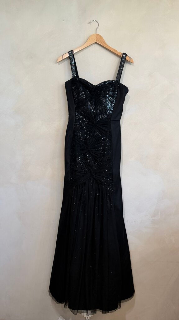 ML MONIQUE LHUILLIER, Sequin and Tulle Formal Gown, 6