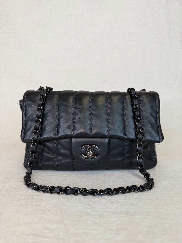 2011 Lambskin Med Stitch Flap W Ruthenium Hardware