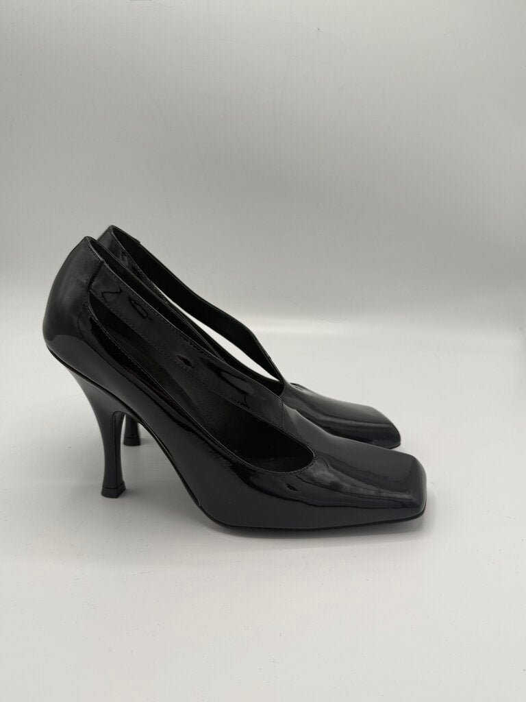KHAITE, Eva 100 Cut Out Patent Pump, 37.5