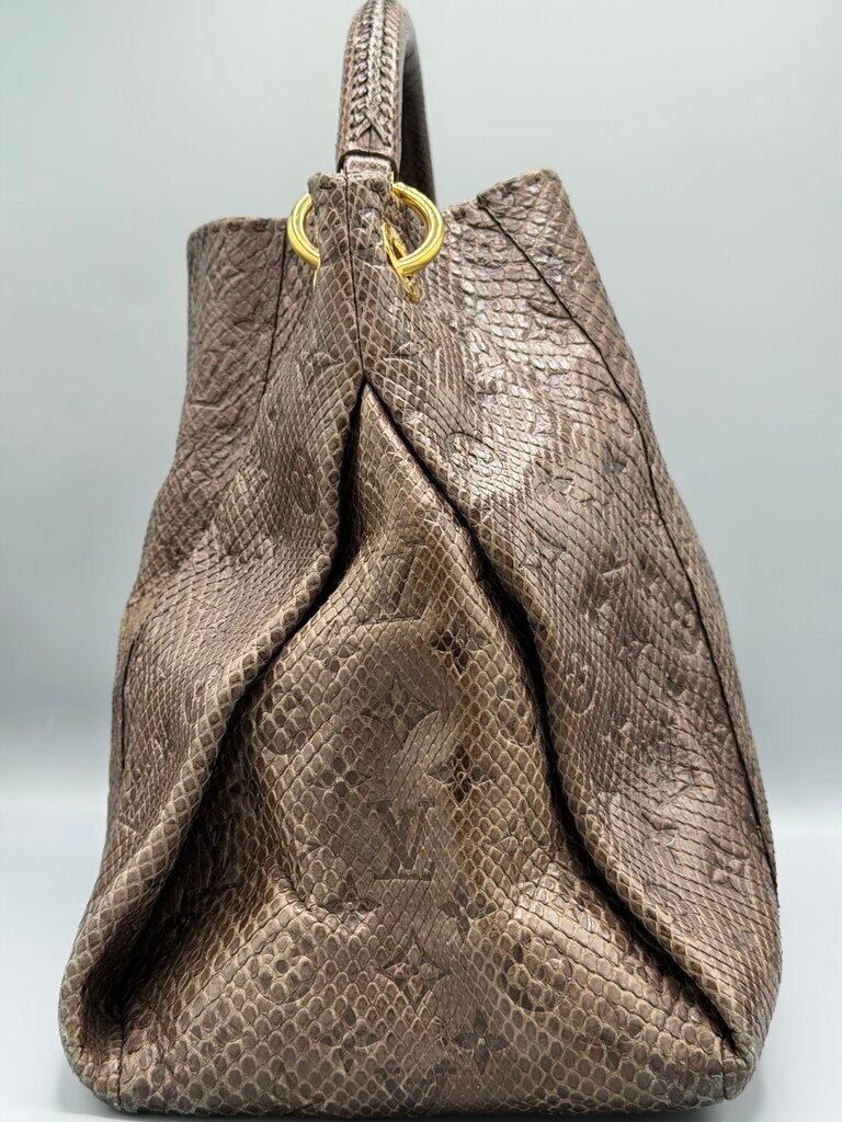 LOUIS VUITTON msrp $11000 Artsy MM Limited Edition Python - Brown