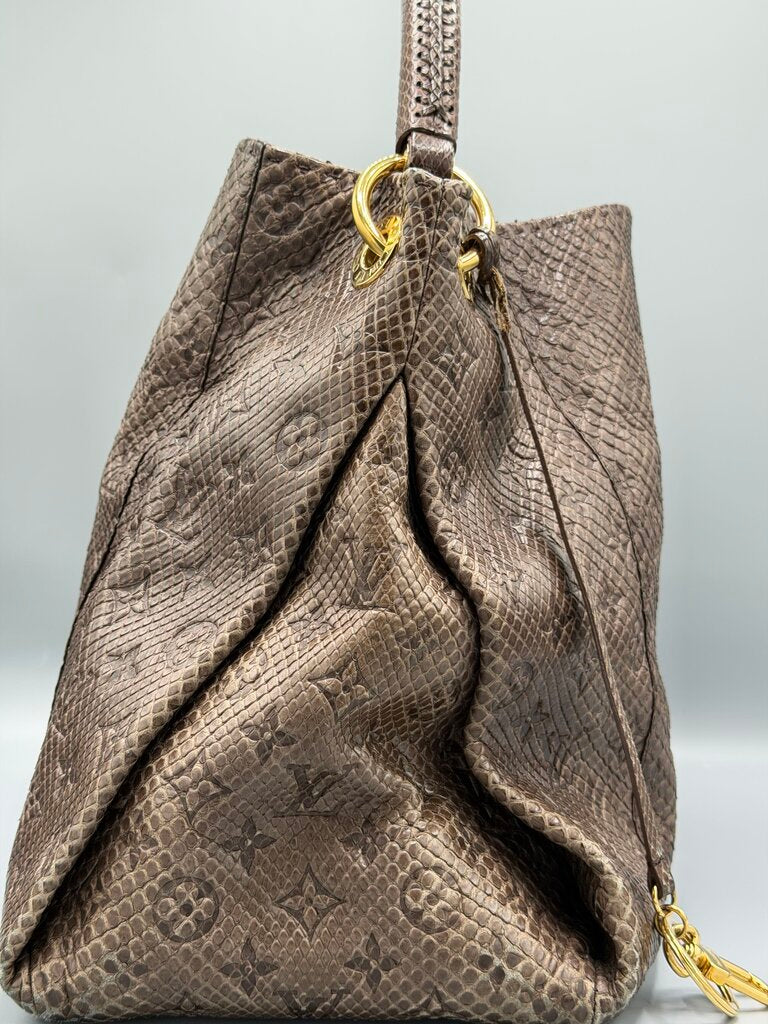 LOUIS VUITTON msrp $11000 Artsy MM Limited Edition Python - Brown
