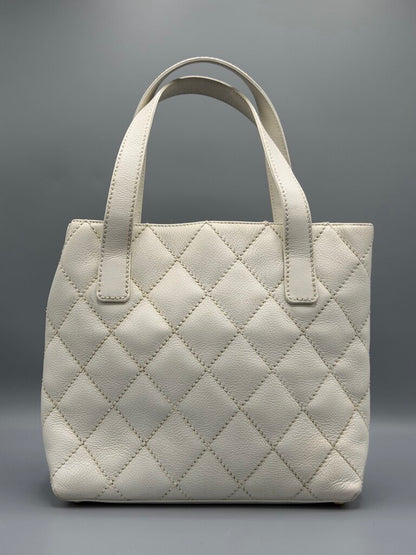 CHANEL 2003-04 Caviar Leather Interlocking CC - White