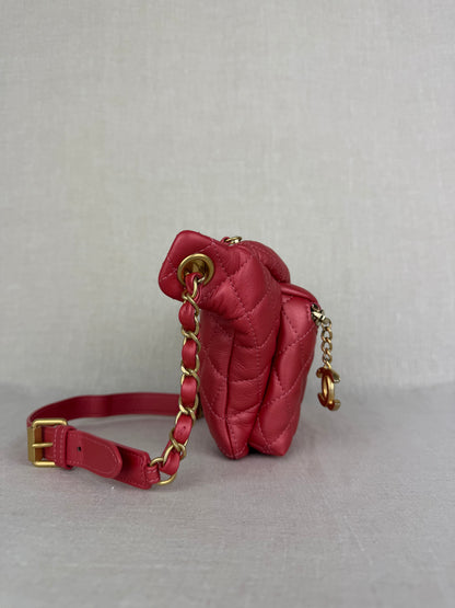 Chanel 2019-2020 Caviar Quilted Affinity Belt Bag in Pink