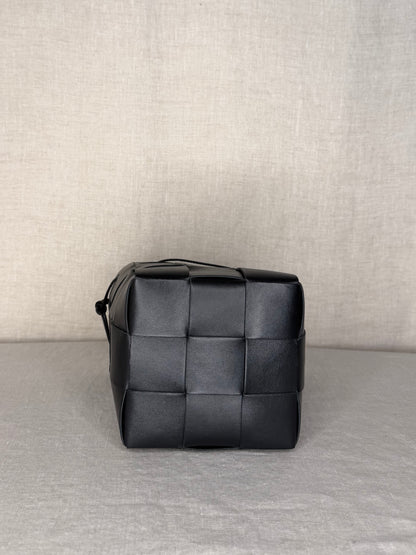 Bottega Veneta Intreccio Mini Bucket Bag in Black Leather