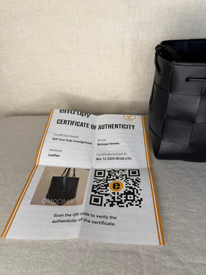 Bottega Veneta Intreccio Mini Bucket Bag in Black Leather