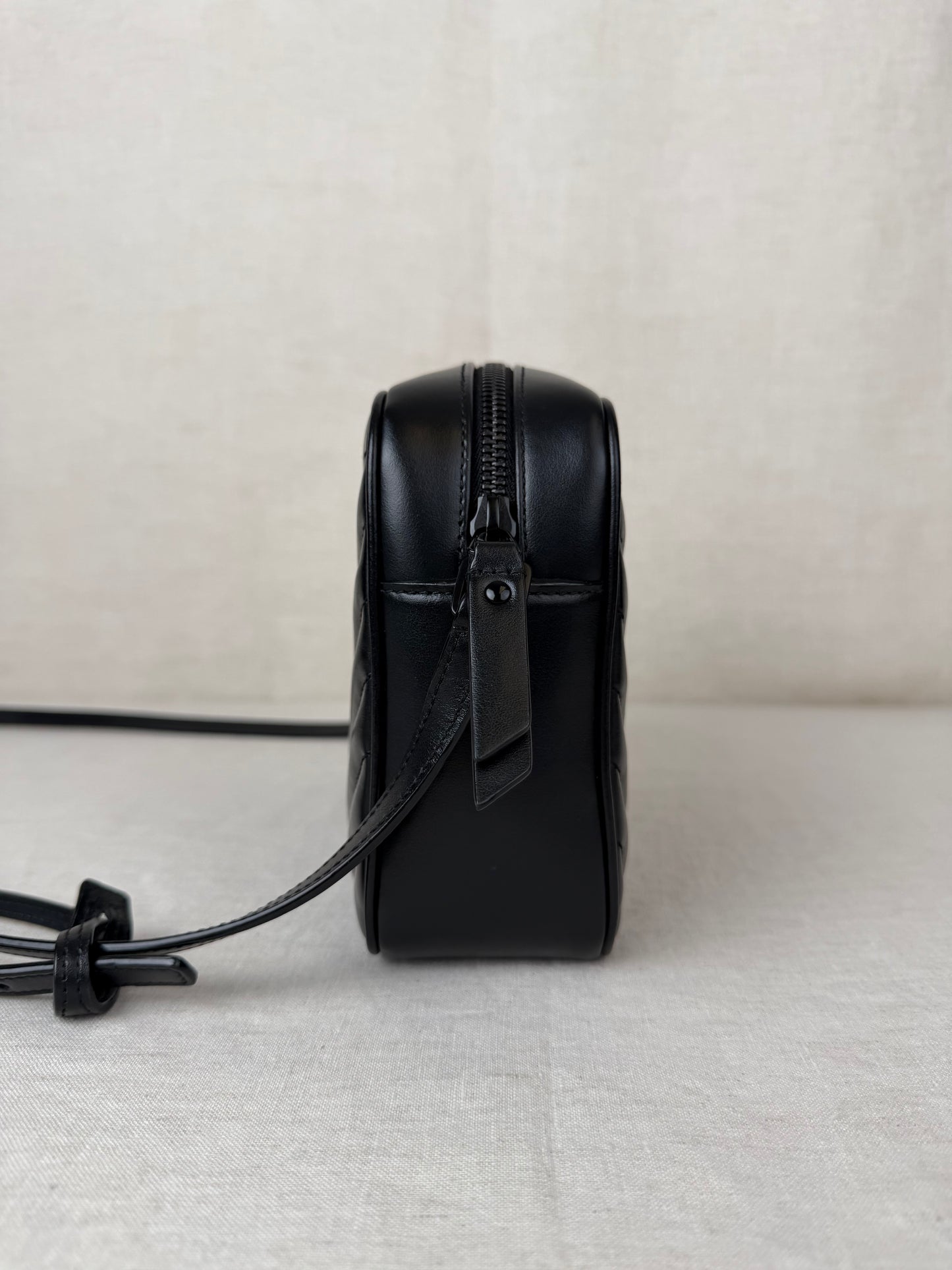 Saint Laurent Leather Lou Camera Bag - Black