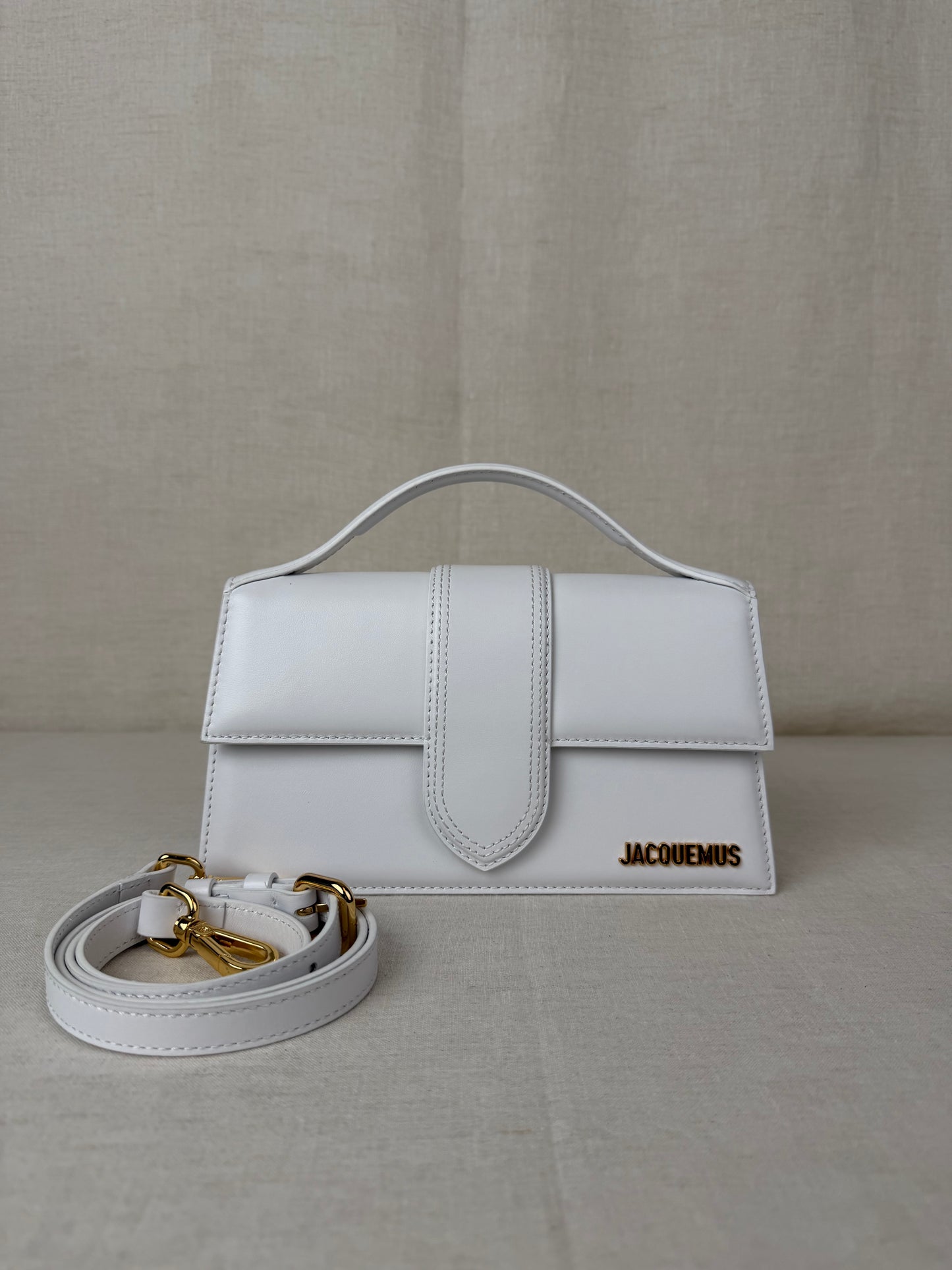 Jacquemus LeGrand Bambino Leather Bag- White
