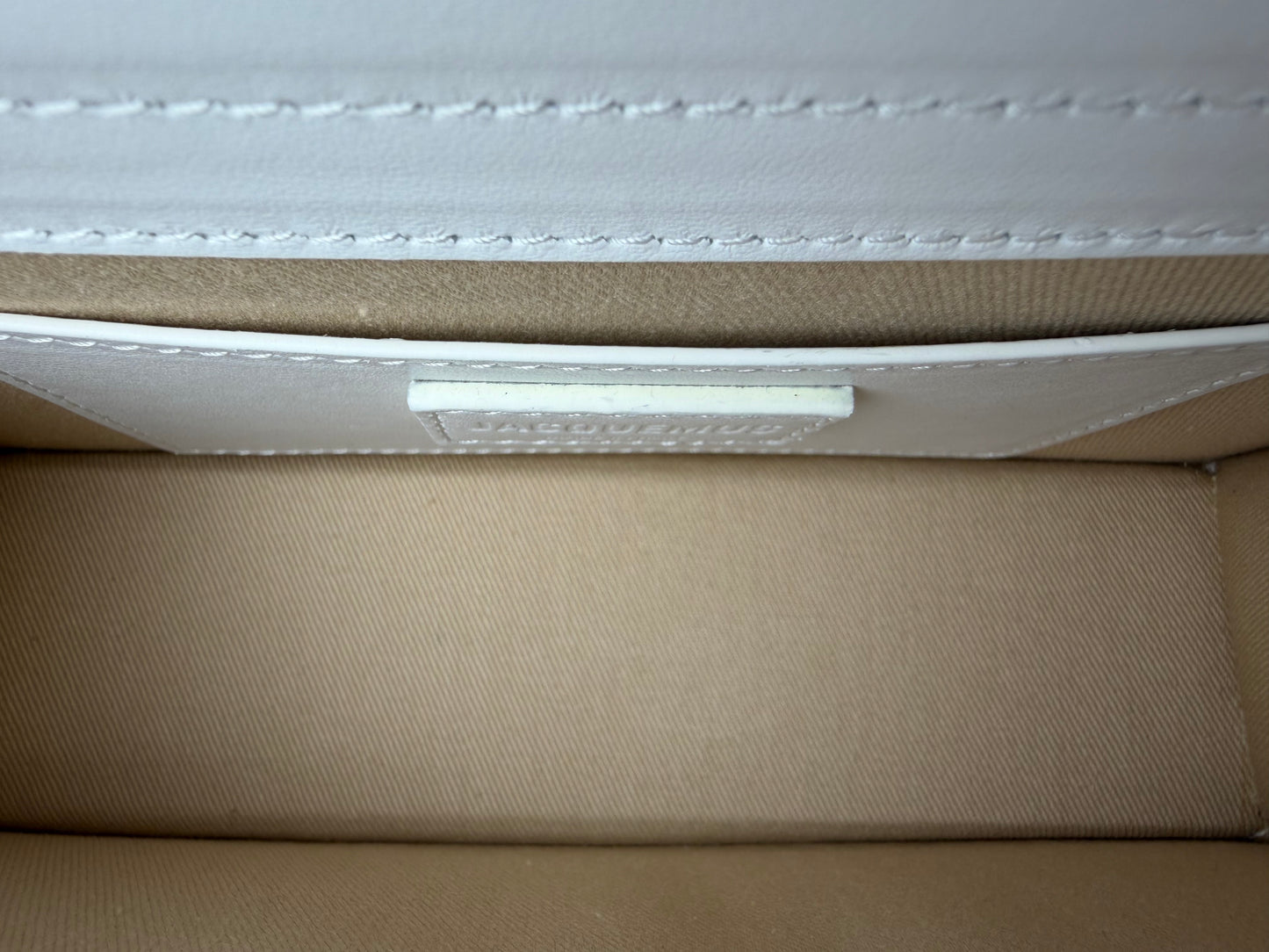 Jacquemus LeGrand Bambino Leather Bag- White