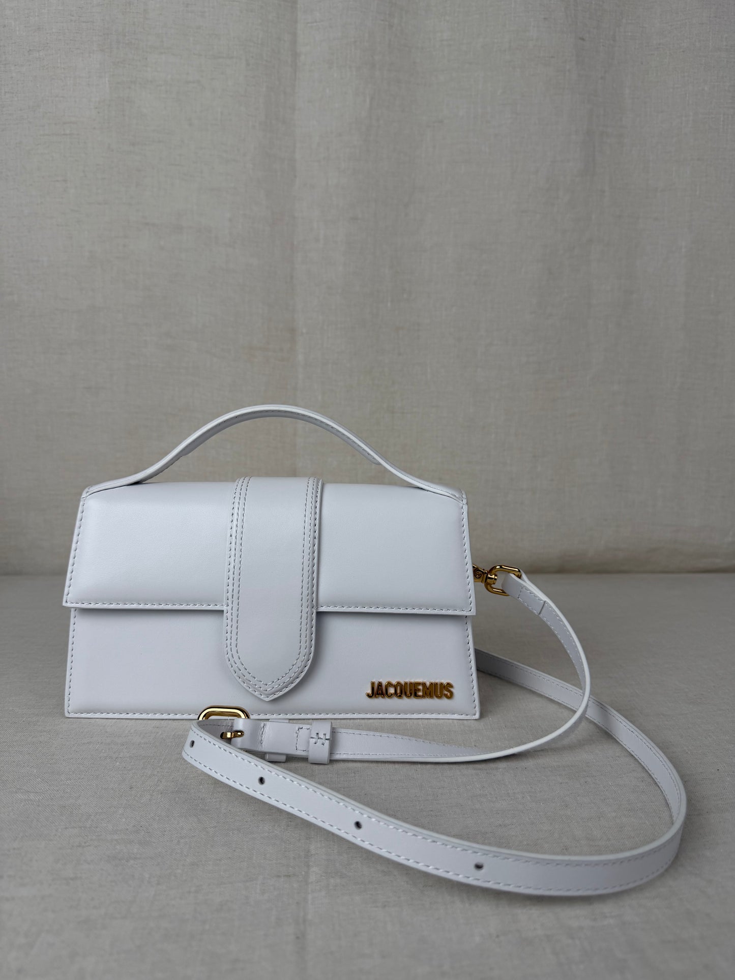 Jacquemus LeGrand Bambino Leather Bag- White