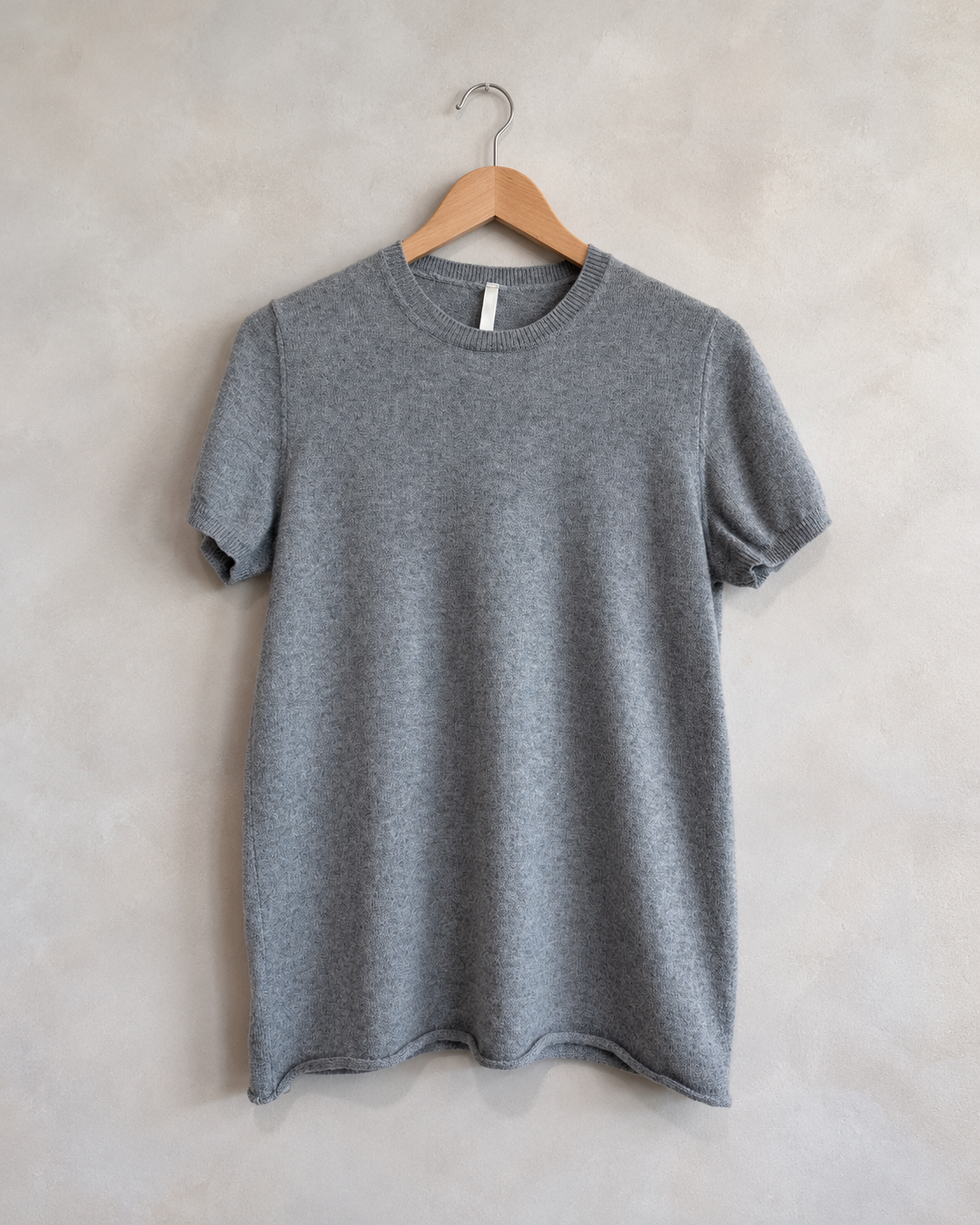 MJW, Cashmere Silk Tee, XL on wooden hanger