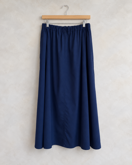 SOPHIE DHOORE, Wool Elastic Waist Midi Skirt, 38 on wooden hanger