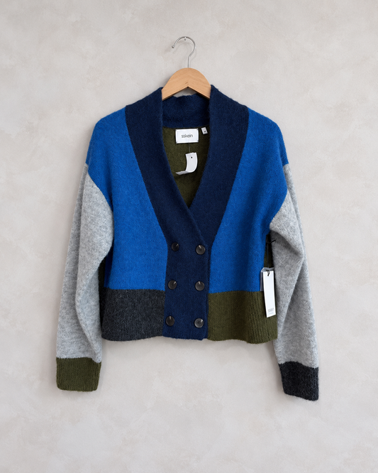 SSKEIN, Alpaca Colorblock Cardigan, M on a wooden hanger