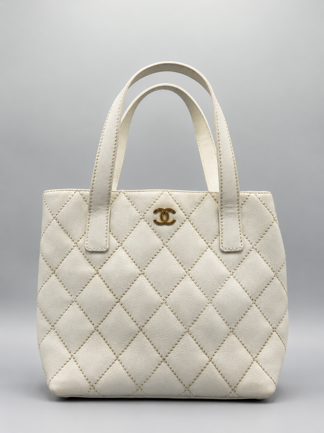 CHANEL 2003-04 Caviar Leather Interlocking CC - White