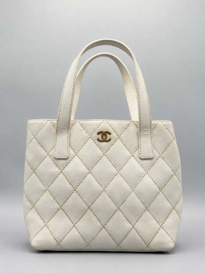 CHANEL 2003-04 Caviar Leather Interlocking CC - White