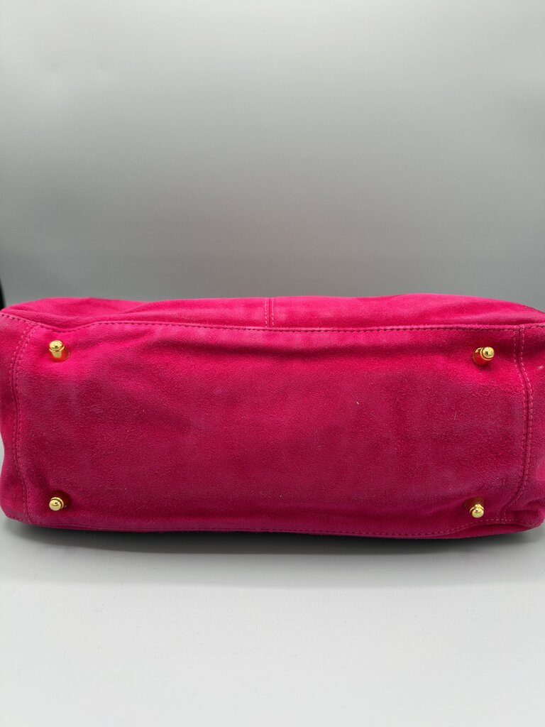 Original handbag listing photo