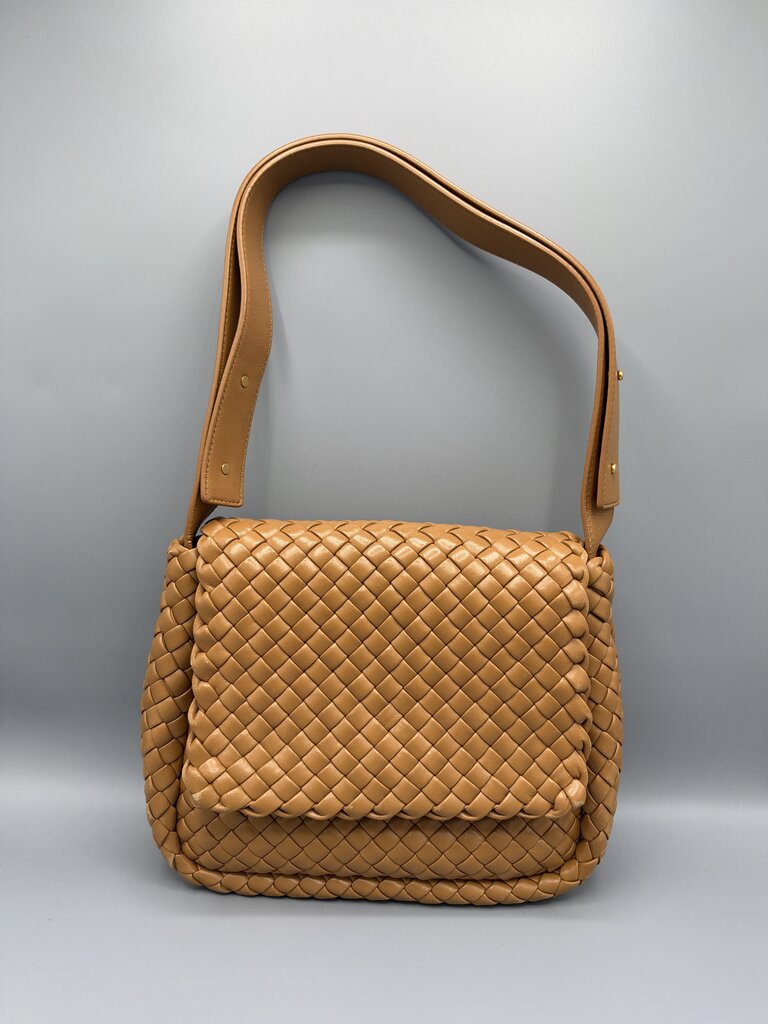 BOTTEGA VENETA, Small Intrecciato Cobble Shoulder Bag, Tan