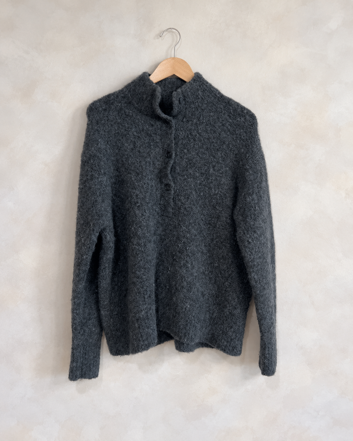 JENNI KAYNE, Alpaca Merino Blend Henley Mockneck Sweater, M on a wooden hanger